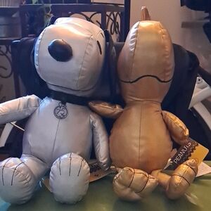 75 Years, Peanuts Metallic Snoopy Pair in Silver & Gold